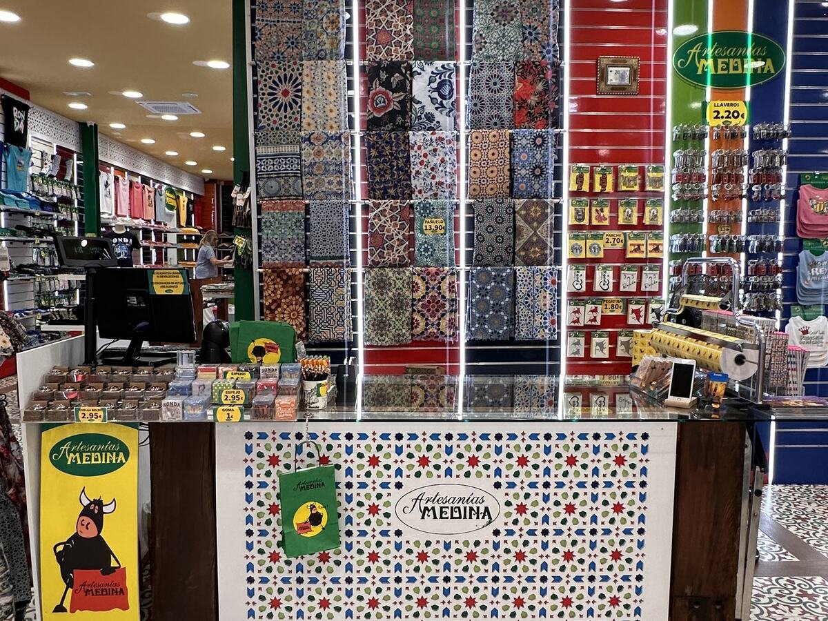 Rincón de la tienda de Artesanías Medina en Espinel 11, Ronda