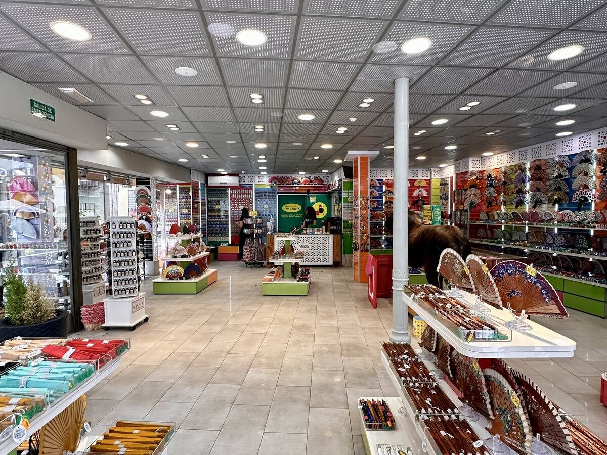 Rincón de la tienda de Artesanías Medina en Espinel 13, Ronda